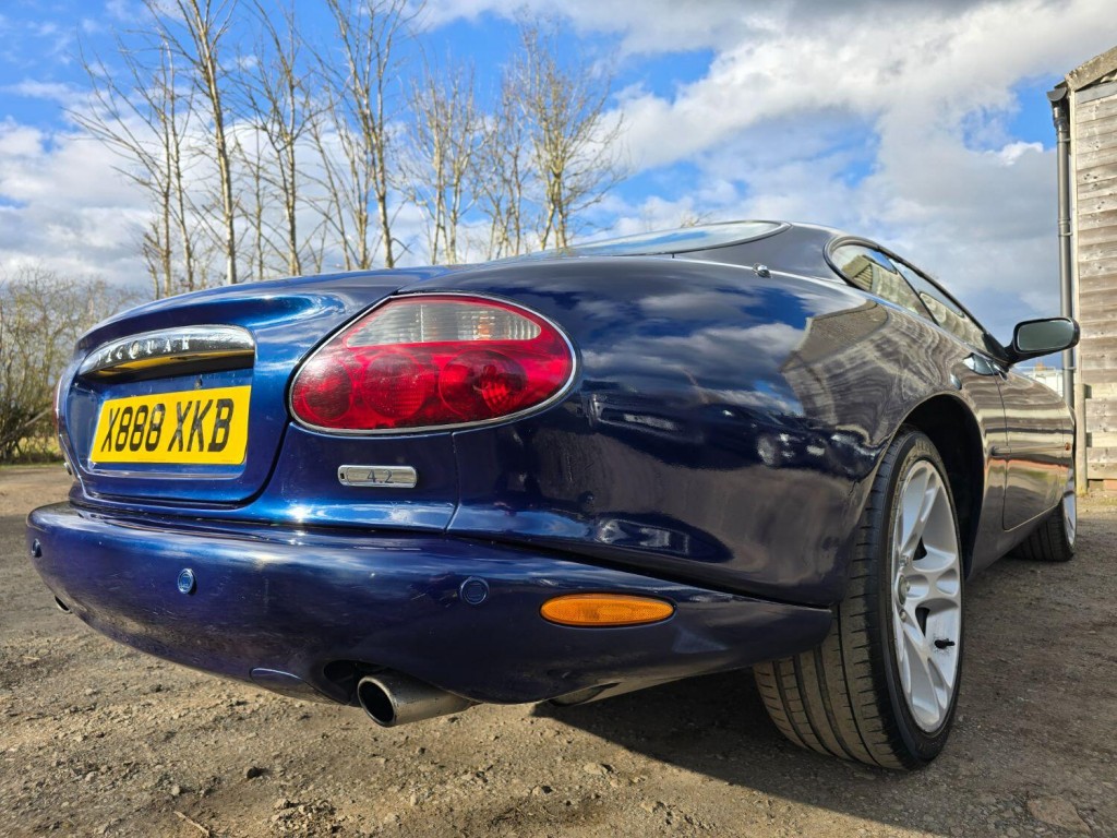 JAGUAR XK8 4.2 2003