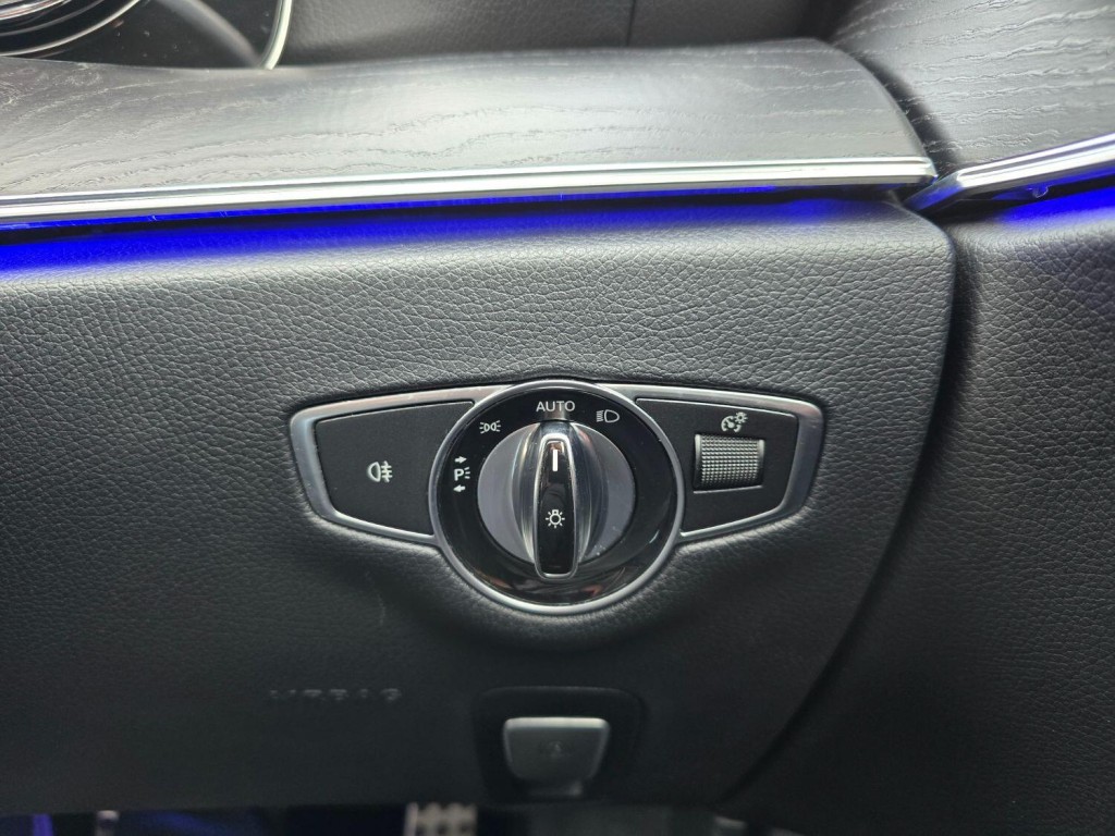 MERCEDES-BENZ E CLASS 2.0 E220d AMG Line 2018