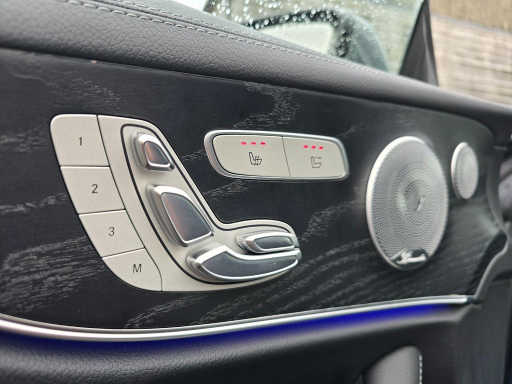 MERCEDES-BENZ E CLASS 2.0 E220d AMG Line 2018