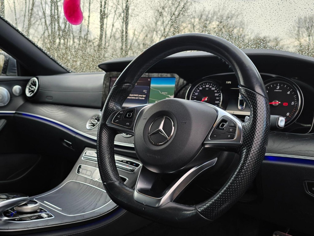 MERCEDES-BENZ E CLASS 2.0 E220d AMG Line 2018