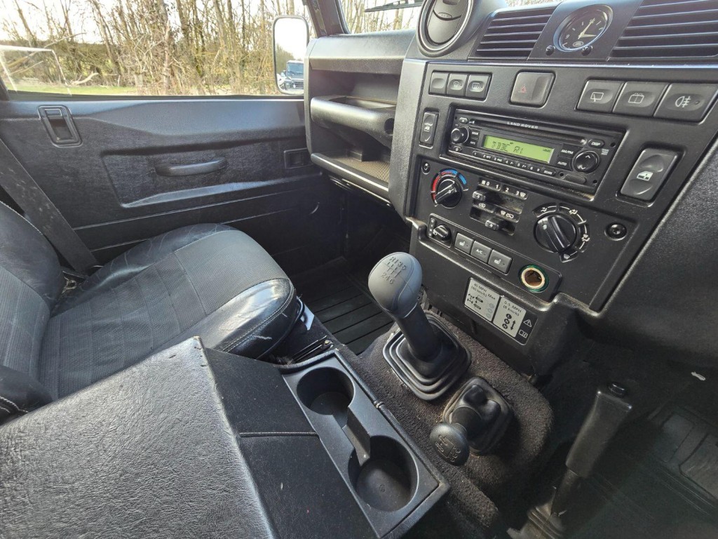 LAND ROVER DEFENDER 110 2.4 Utility XS 2009