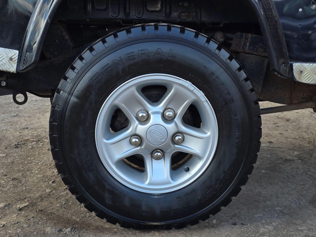 LAND ROVER DEFENDER 110 2.4 Utility XS 2009