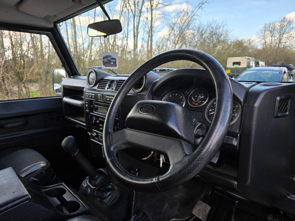 LAND ROVER DEFENDER 110 2.4 Utility XS 2009