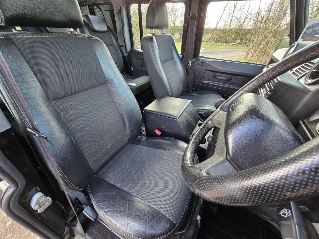 LAND ROVER DEFENDER 110 2.4 Utility XS 2009