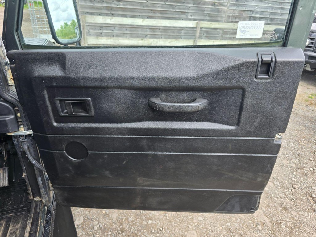 LAND ROVER DEFENDER 110 2.4 TDCi County 2007