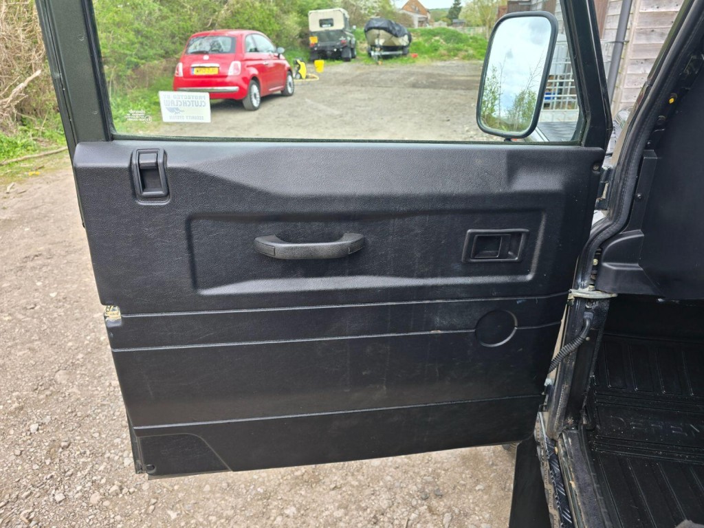 LAND ROVER DEFENDER 110 2.4 TDCi County 2007