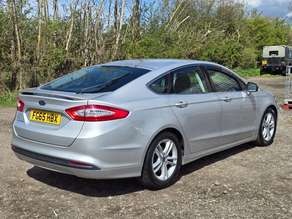 FORD MONDEO 2.0 TDCi Zetec 2015