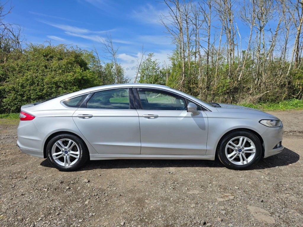 FORD MONDEO 2.0 TDCi Zetec 2015