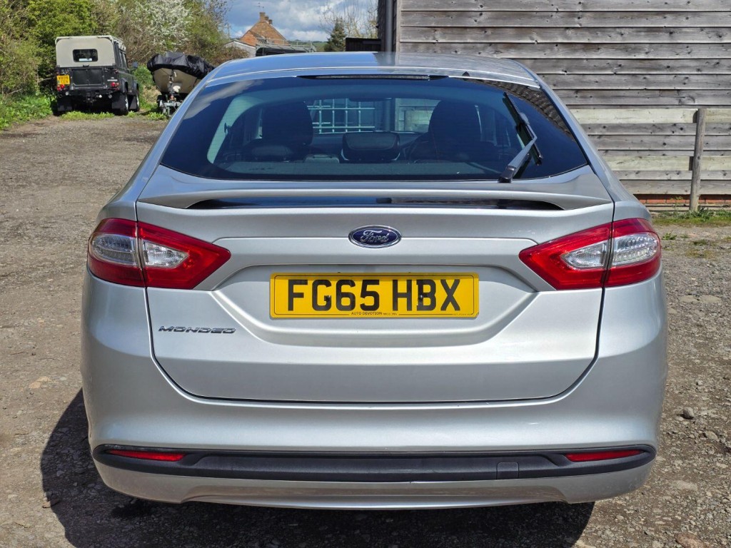 FORD MONDEO 2.0 TDCi Zetec 2015