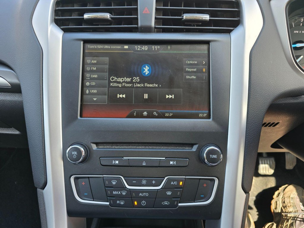 FORD MONDEO 2.0 TDCi Zetec 2015