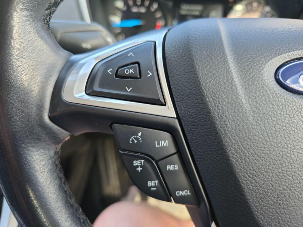 FORD MONDEO 2.0 TDCi Zetec 2015