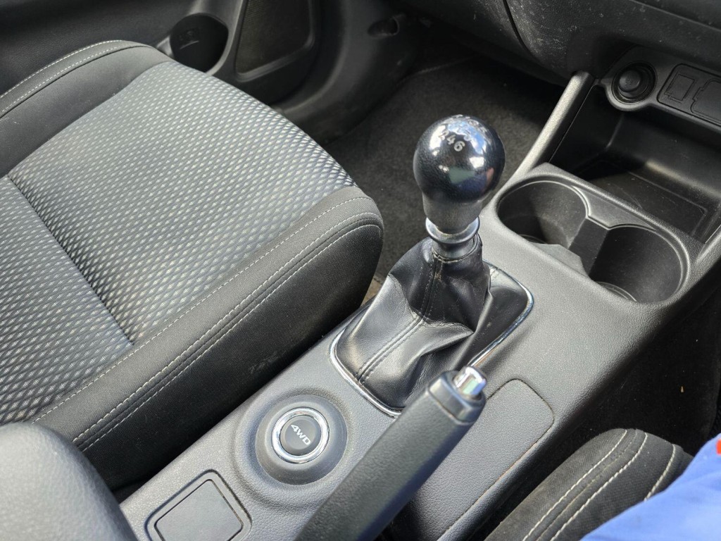 MITSUBISHI OUTLANDER 2.2 DI-D GX2 2016