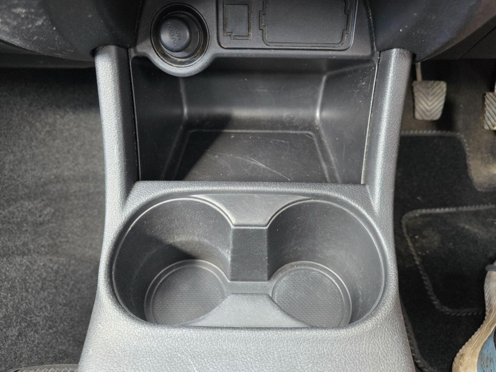 MITSUBISHI OUTLANDER 2.2 DI-D GX2 2016