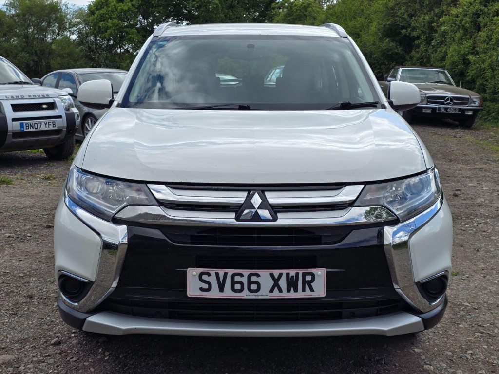 MITSUBISHI OUTLANDER 2.2 DI-D GX2 2016