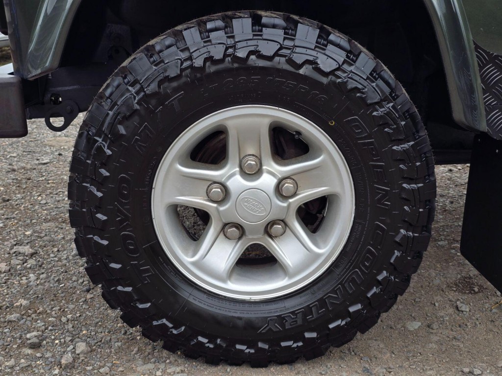 LAND ROVER DEFENDER 90 2.4 TDCi County 2007