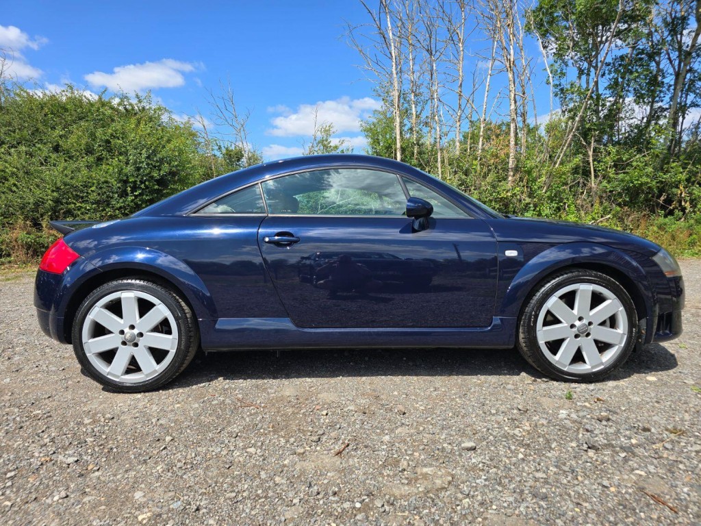 AUDI TT 3.2 V6 2004