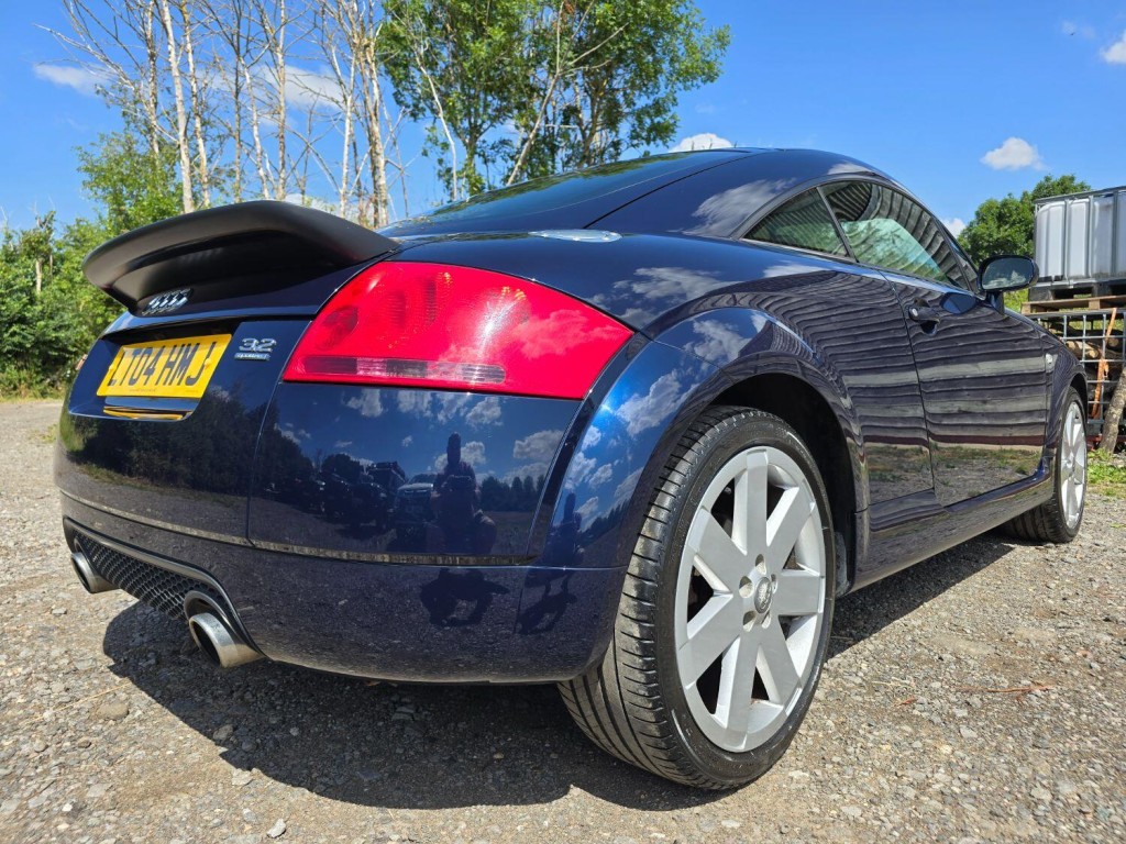 AUDI TT 3.2 V6 2004