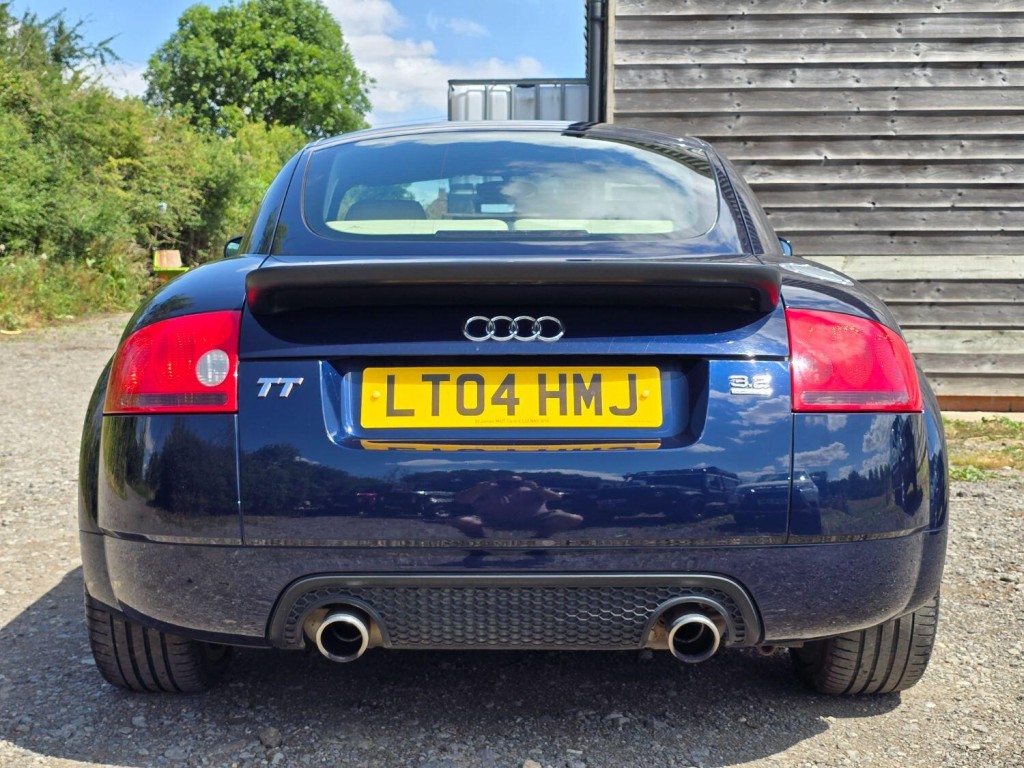 AUDI TT 3.2 V6 2004
