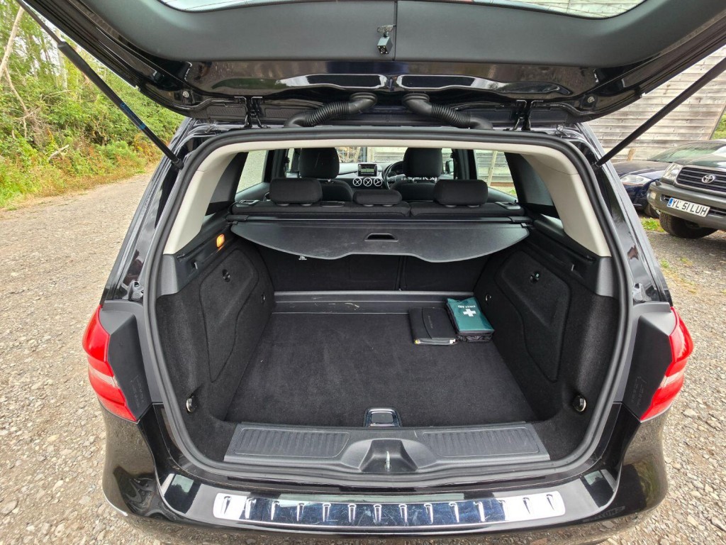 MERCEDES-BENZ B CLASS 1.8 B180 CDI SE 2013