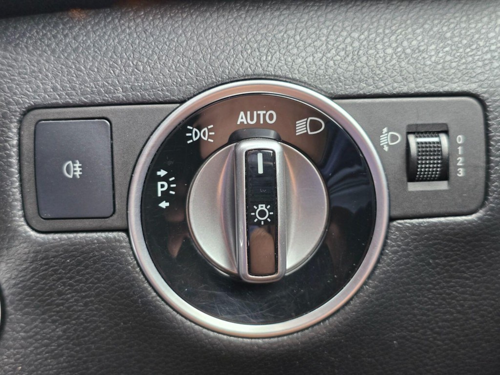 MERCEDES-BENZ B CLASS 1.8 B180 CDI SE 2013