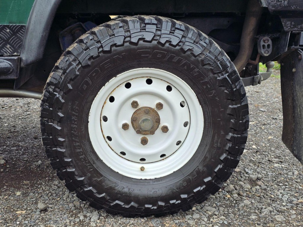 LAND ROVER DEFENDER 90 2.5 TD5 2006