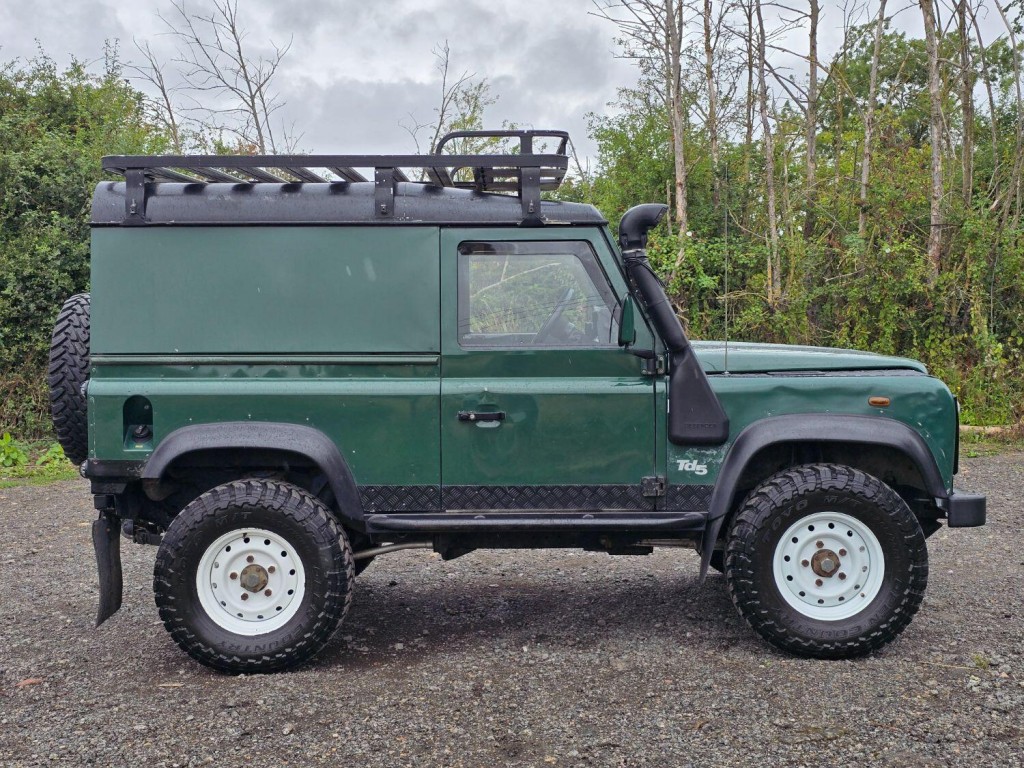 LAND ROVER DEFENDER 90 2.5 TD5 2006