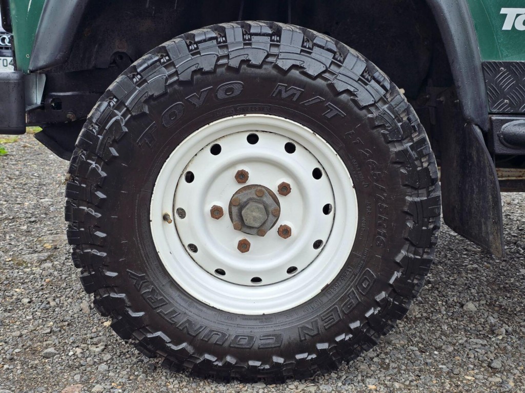 LAND ROVER DEFENDER 90 2.5 TD5 2006