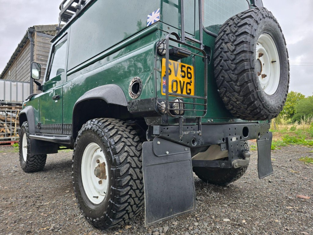 LAND ROVER DEFENDER 90 2.5 TD5 2006