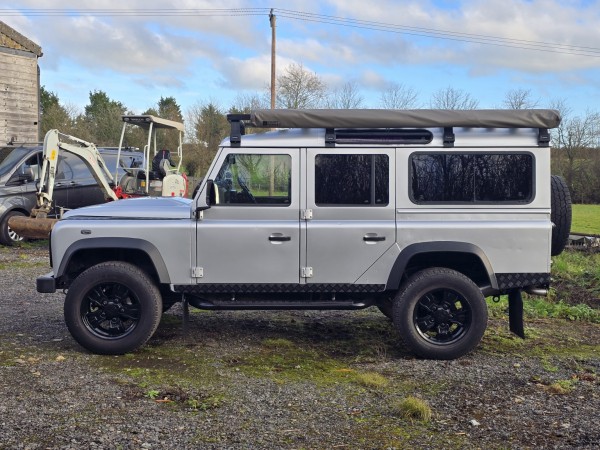 View LAND ROVER DEFENDER 110 2.2 TDCi County