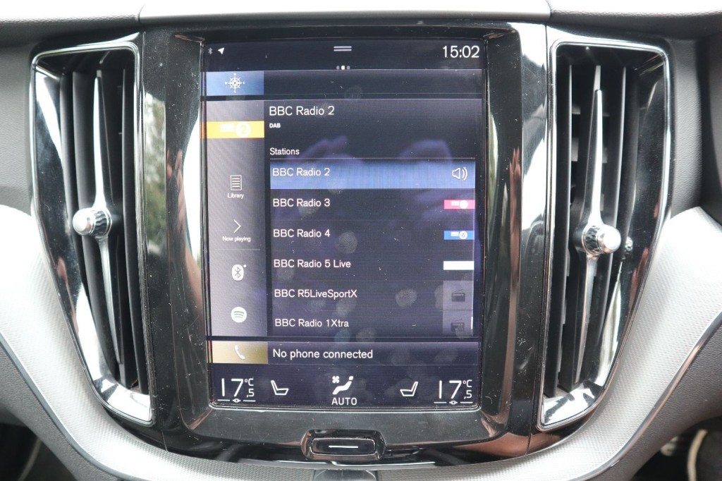 VOLVO XC60 D4 R-DESIGN AWD 2017