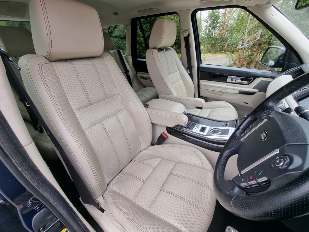 LAND ROVER RANGE ROVER SPORT SDV6 HSE LUXURY 2012