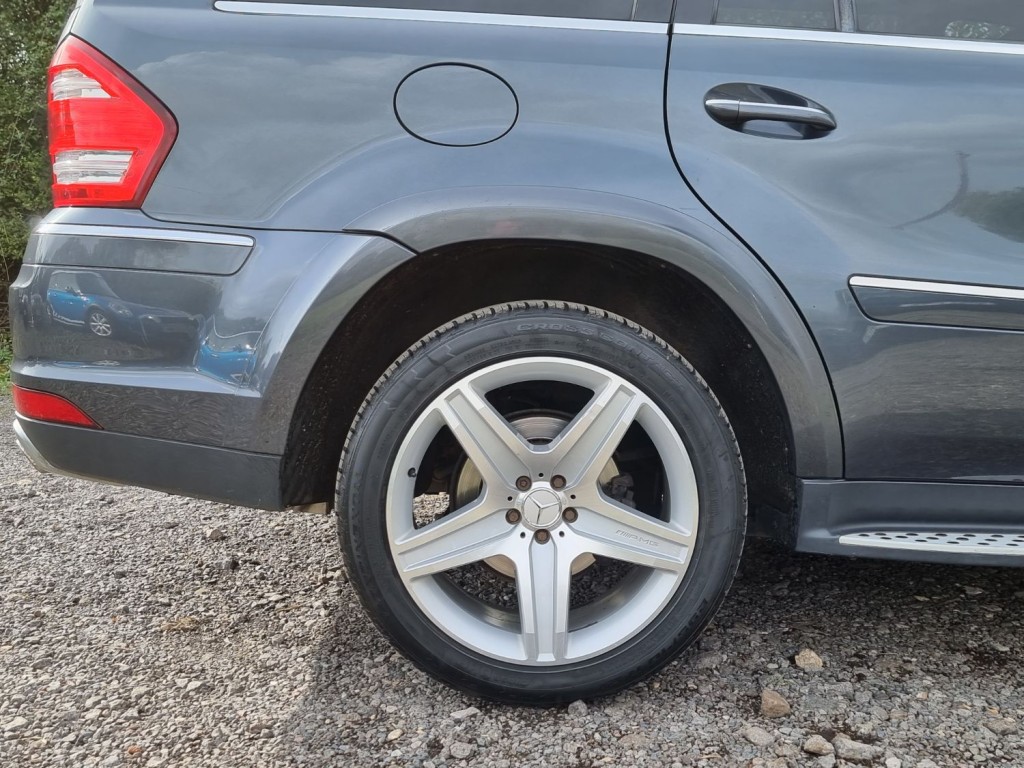 MERCEDES-BENZ GL CLASS GL350 CDI BLUEEFFICIENCY 2010