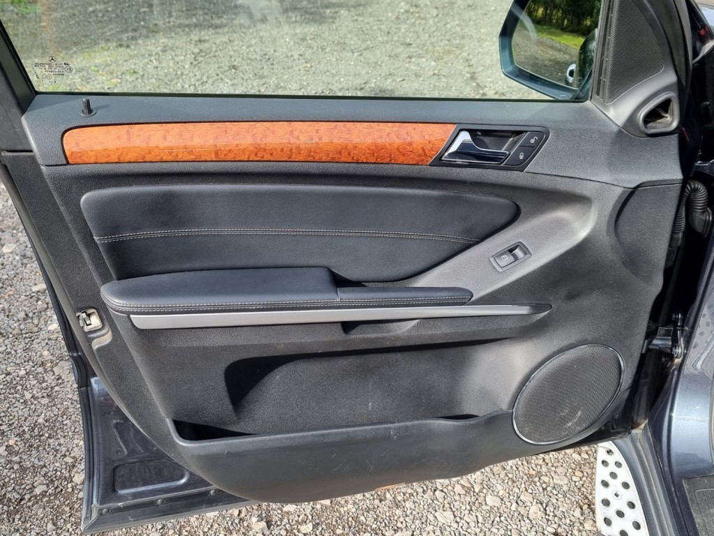 MERCEDES-BENZ GL CLASS GL350 CDI BLUEEFFICIENCY 2010