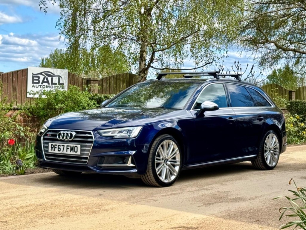 AUDI S4