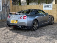 NISSAN GT-R