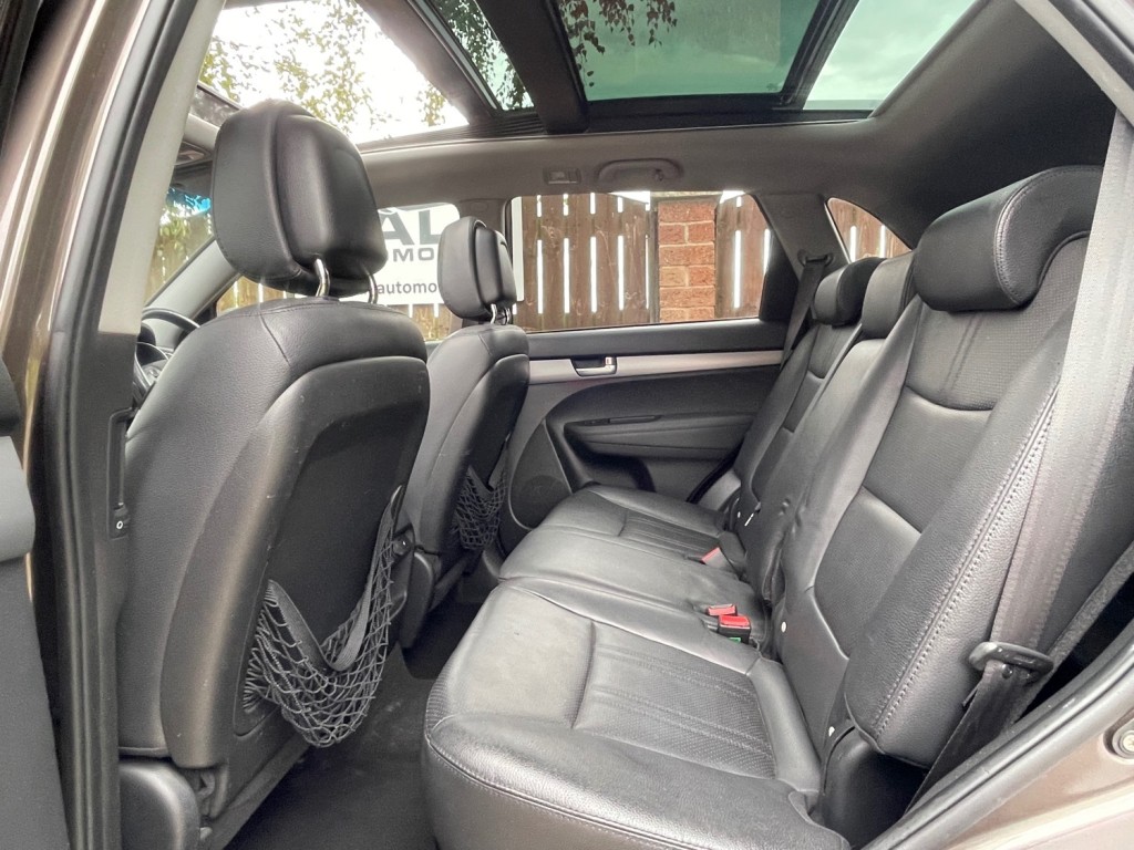 KIA SORENTO