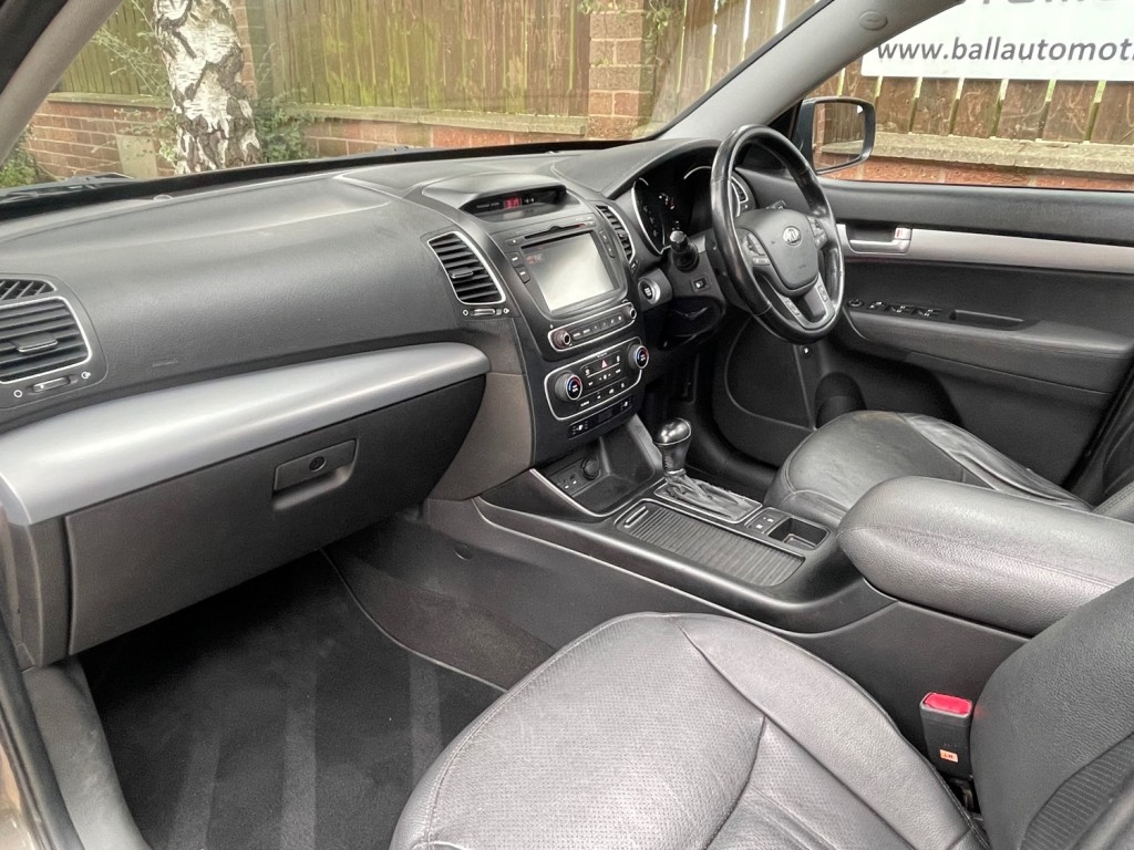 KIA SORENTO