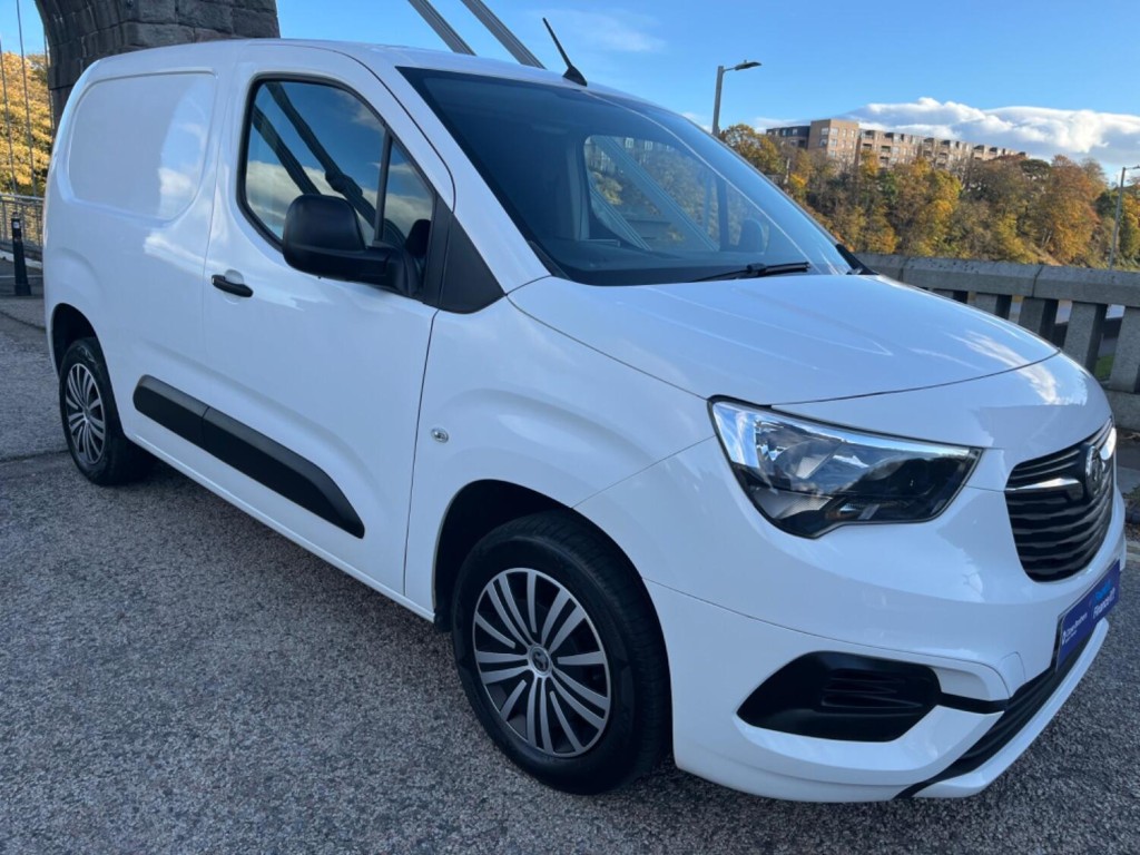VAUXHALL COMBO