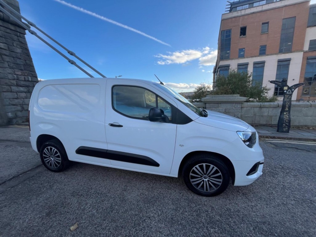 VAUXHALL COMBO