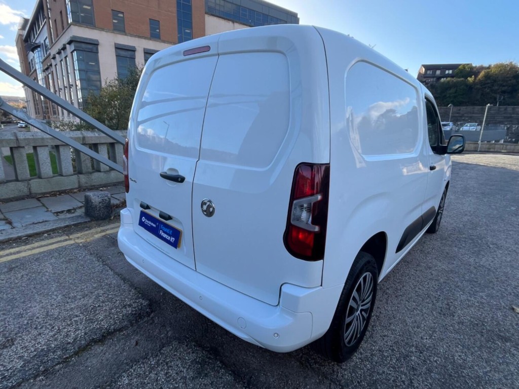 VAUXHALL COMBO