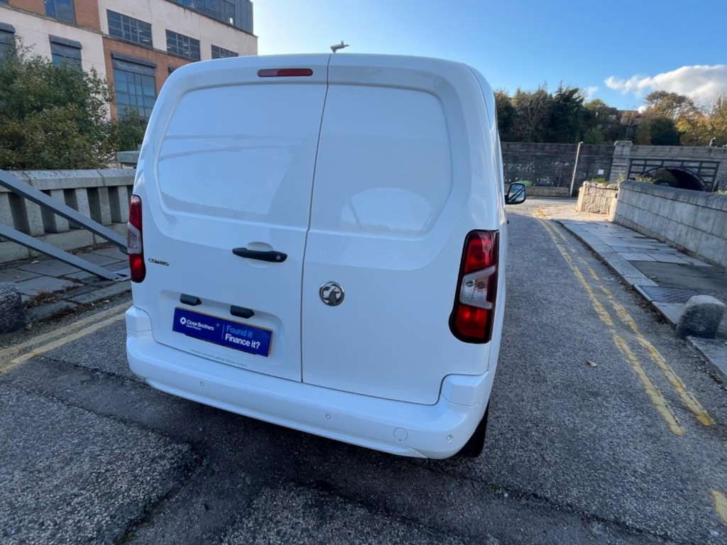 VAUXHALL COMBO