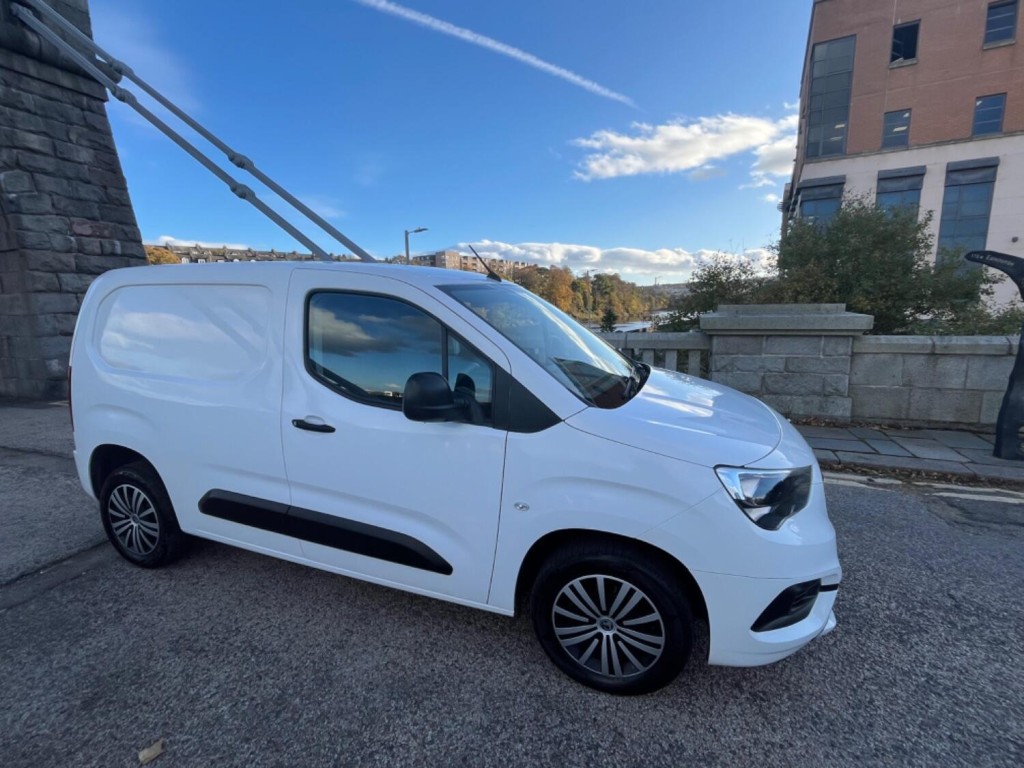 VAUXHALL COMBO