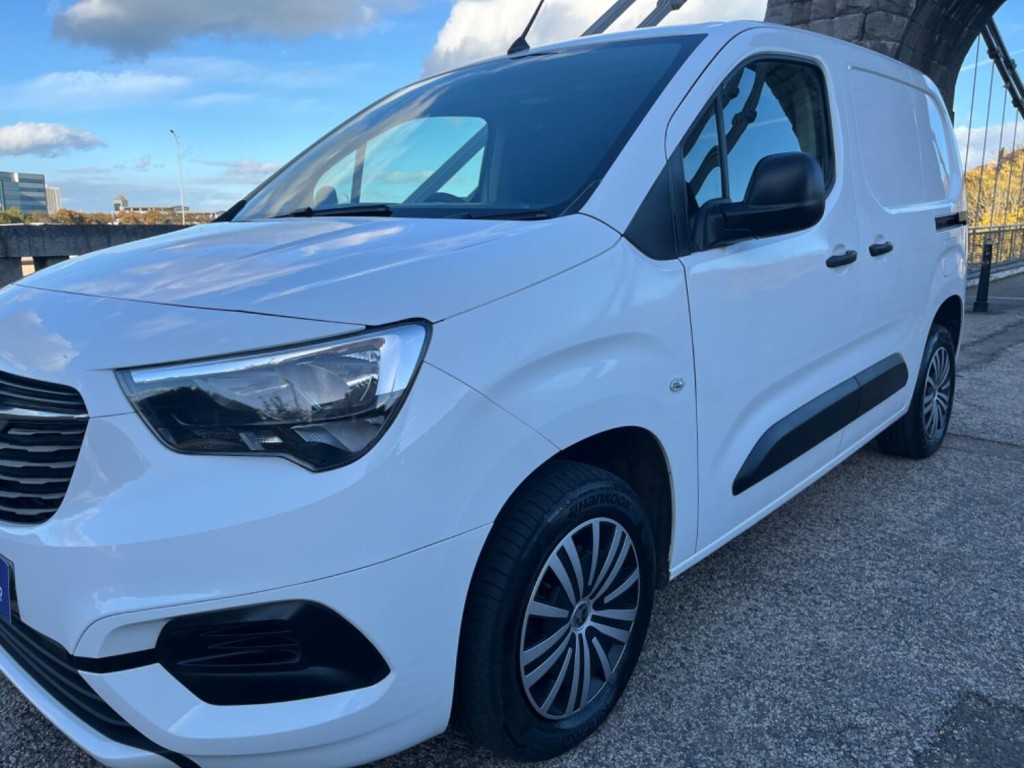 VAUXHALL COMBO