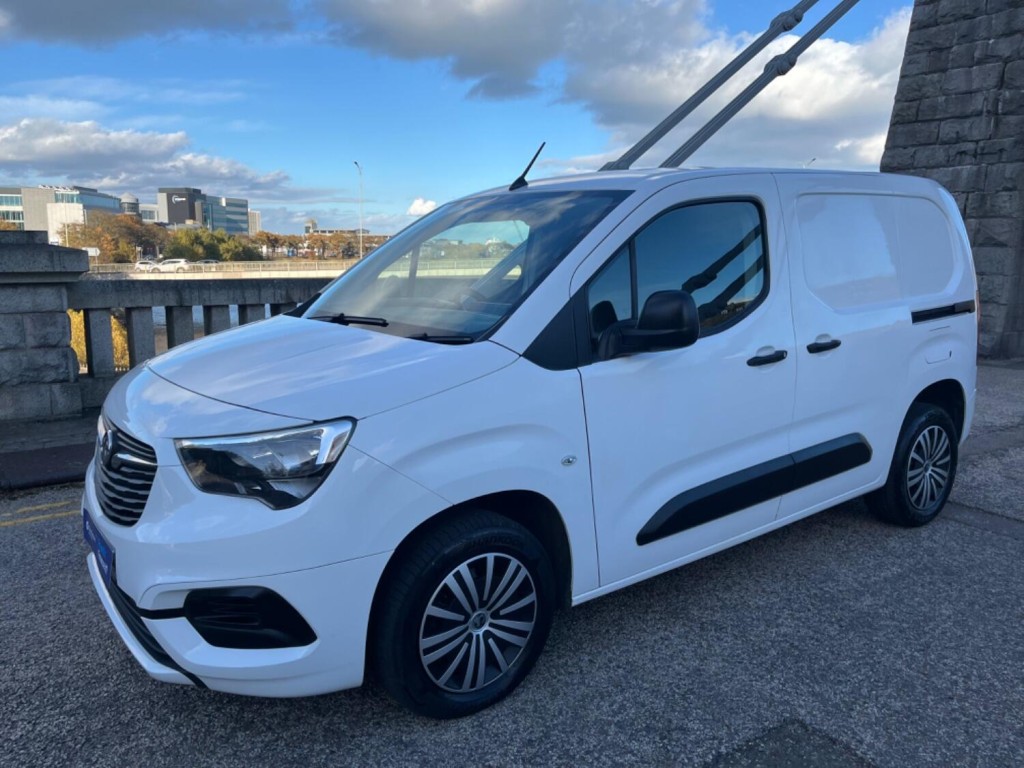 VAUXHALL COMBO