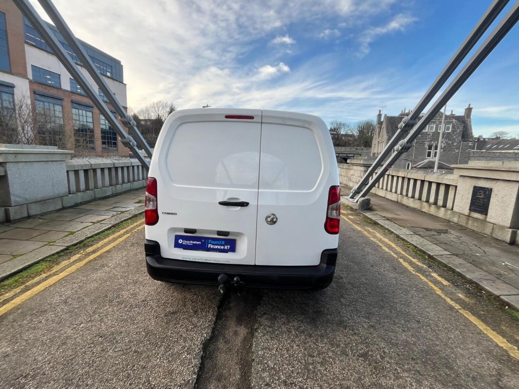 VAUXHALL COMBO