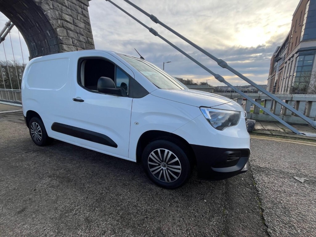 VAUXHALL COMBO