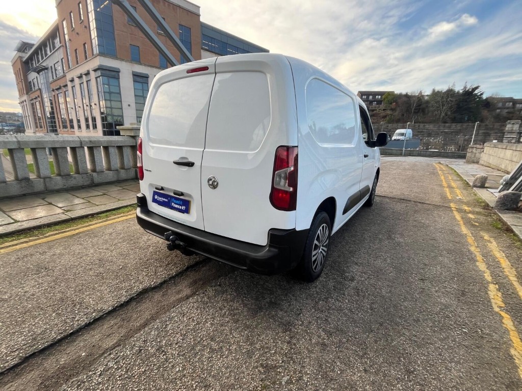 VAUXHALL COMBO