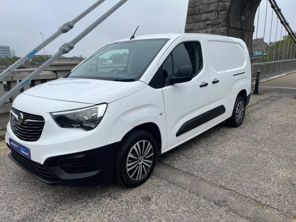 VAUXHALL COMBO