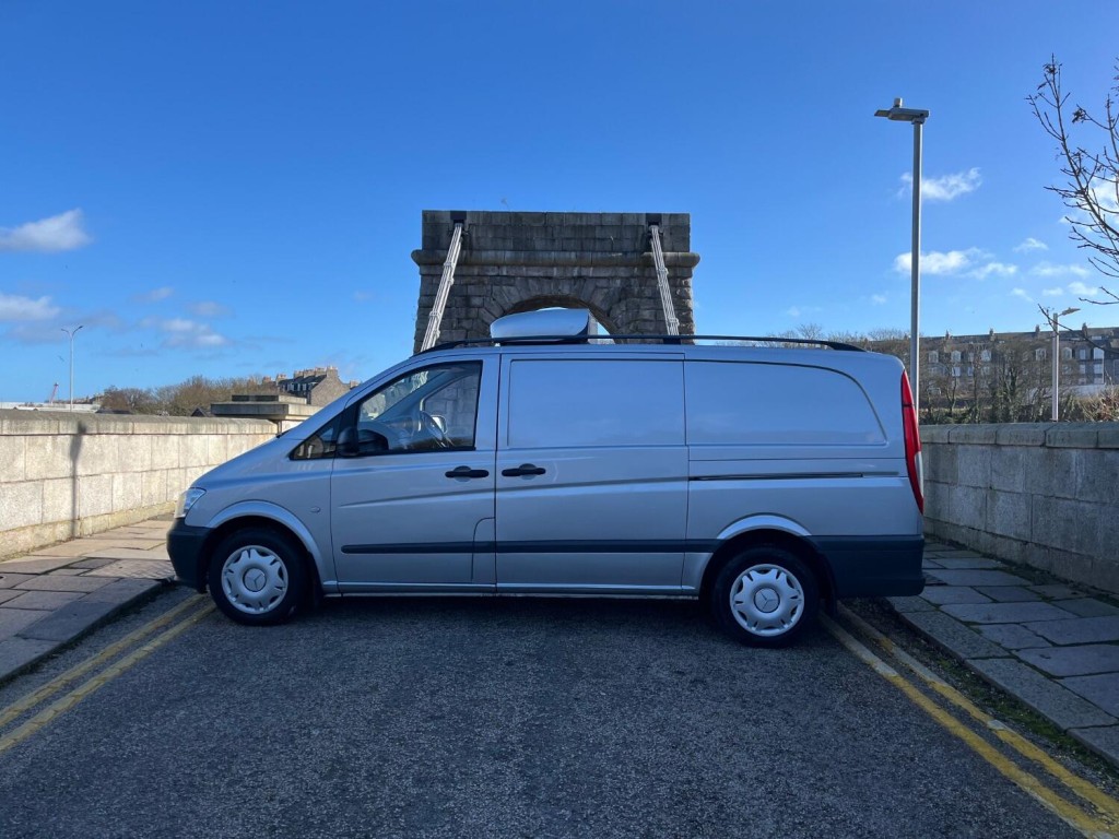 MERCEDES-BENZ VITO
