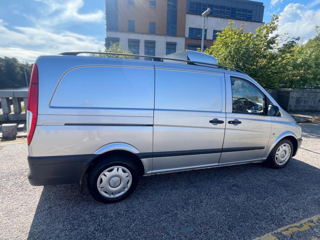 MERCEDES-BENZ VITO
